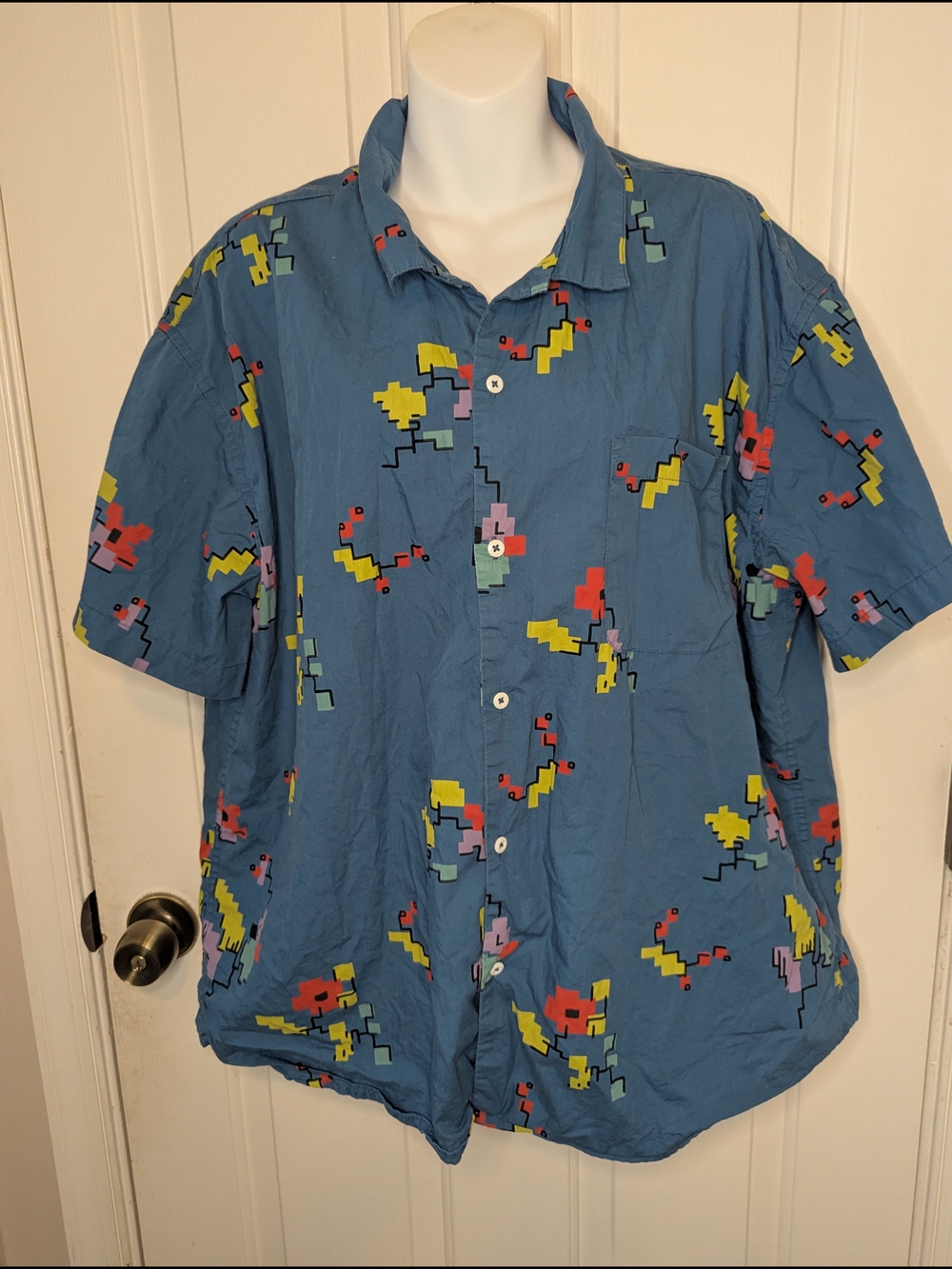 Obey Shirt Mens XXL Blue Pixelated Geometric Abstract Button Casual Vacation